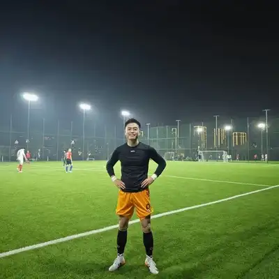 韩雅彤